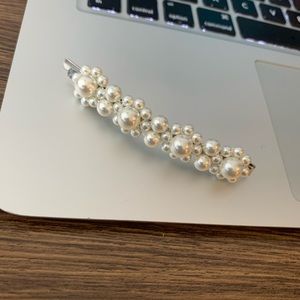 Simone Rocha pearl white silver hair pin
